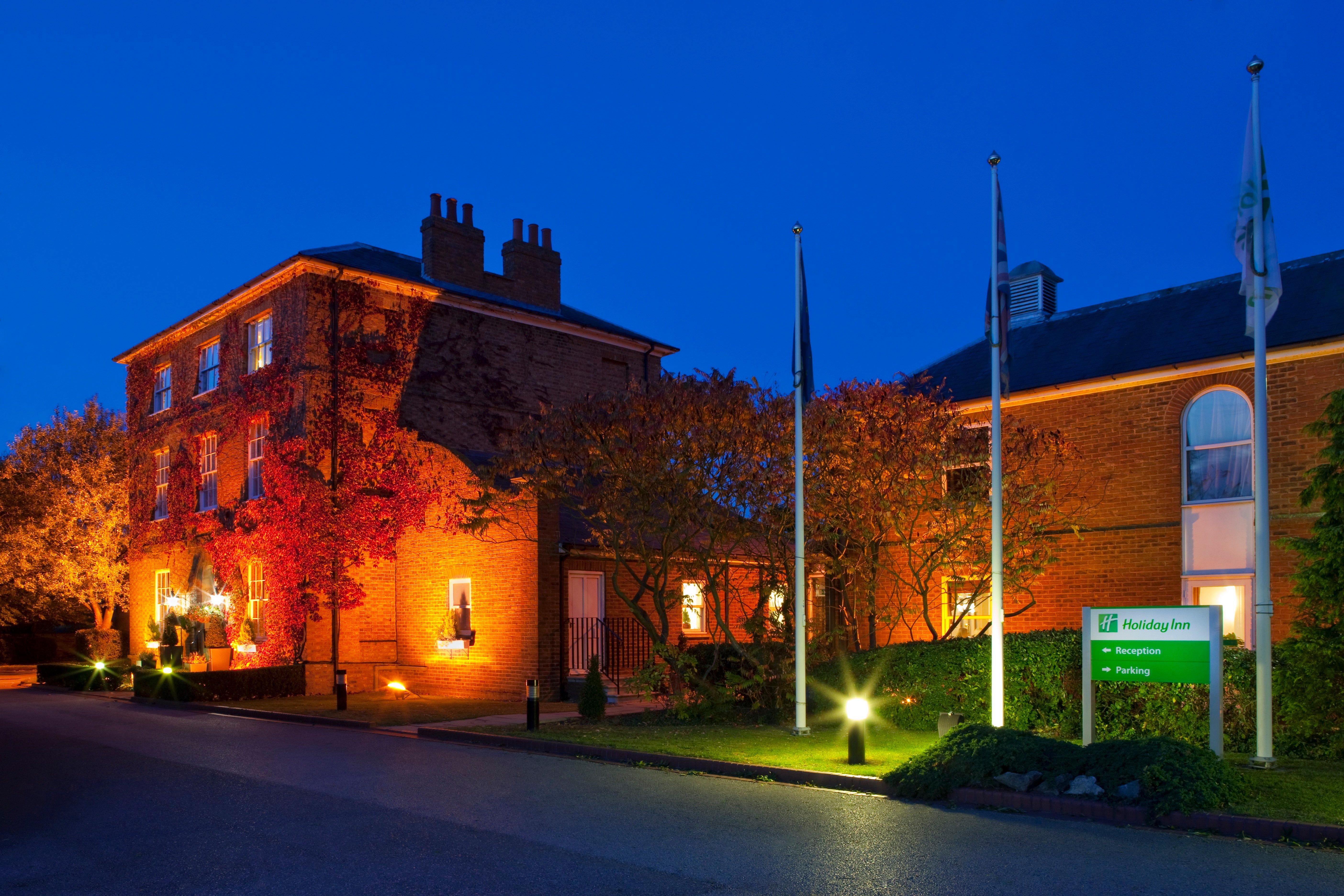 Hotel East M1 Junc 14 By Ihg